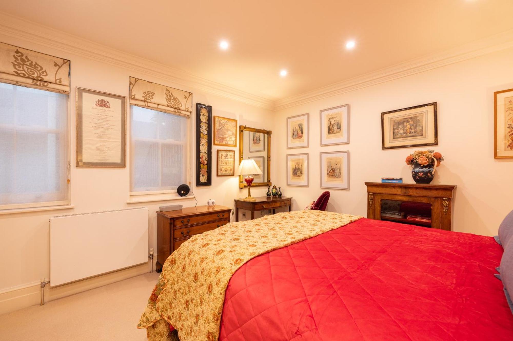 Apartamento Large 4-bed 8-guests W Patio 1841 House Paddington Londres